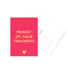Pink congratulations card with white text "Proost op jullie trouwdag" and heart, wedding greeting card