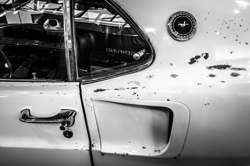 POSTER MUSTANG BLACK & WHITE