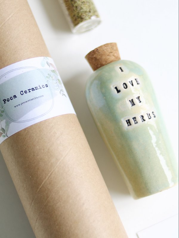 Geschenkset met kruidenpotje en rozemarijn