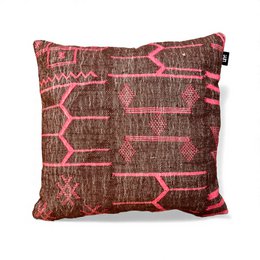LEI! Kissen - Kleurrijke lijn - Fushia-editie 60x60