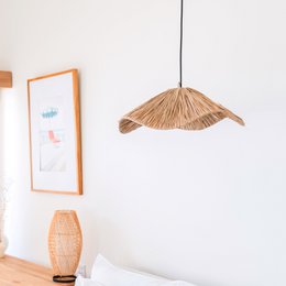Boho Lampeskærm – Stor Raffia Loftslampe – Naturlig Pendel – Håndlavet Loftslampe Lavet af Raffia TAMPAH (Ø 53 cm)