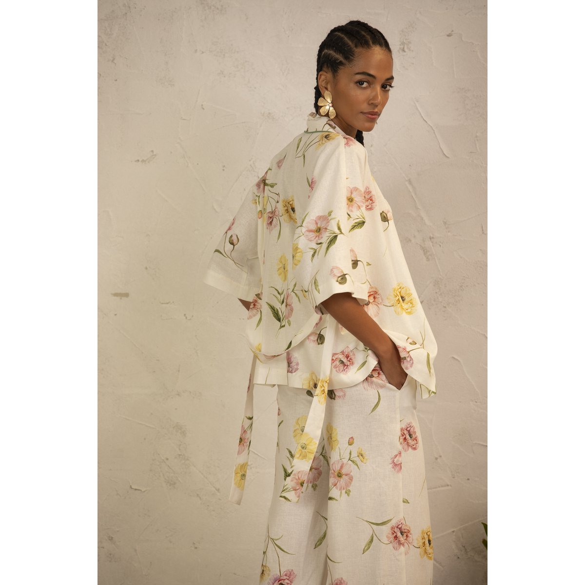 Short Kimono Dancing Poppies