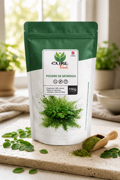  Organic moringa powder, a nutrient-rich superfood supplement made from dried moringa leaves. Ideal for adding to smoothies, juices, and meals.