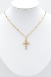 Collier croix à pierre en acier inoxydable