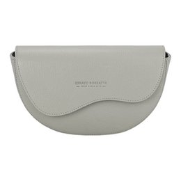 RB1027BO | Bolso bandolera redondeado para mujer en piel auténtica Made in Italy. Bandolera de piel extraíble y ajustable. Accesorios Níquel Pulido - Color Hielo - Dimensiones: 25 x 15 x 9 cm