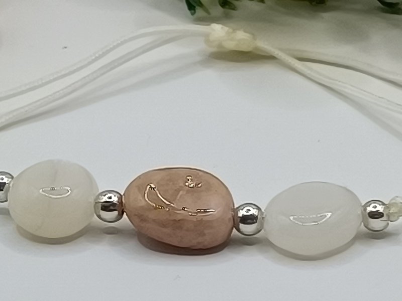 Moonstone gemstone bracelet macrame