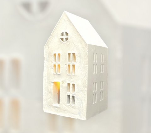 New In! Town House tealight holder