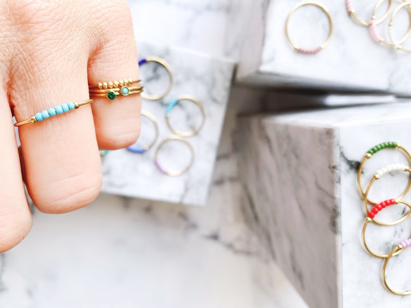 R0980 Anxiety Ring Palm Pink Beads Goldplated