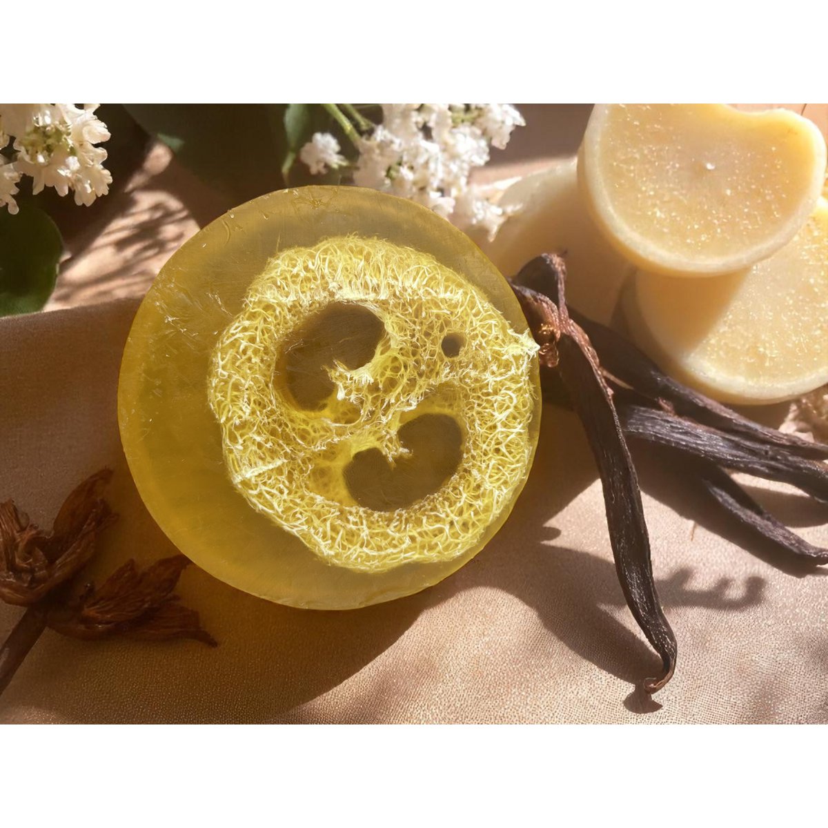 Loofah Glycerine Soap Bar Vanille – Exfoliërende lichaamszeep met natuurlijke Loofah