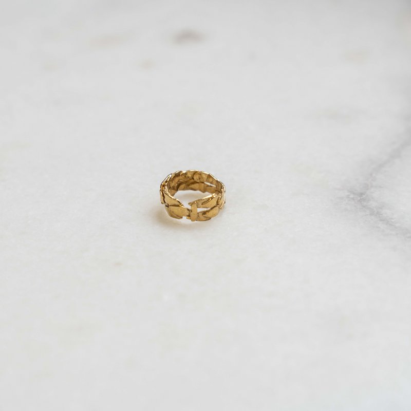 Caesar Ring