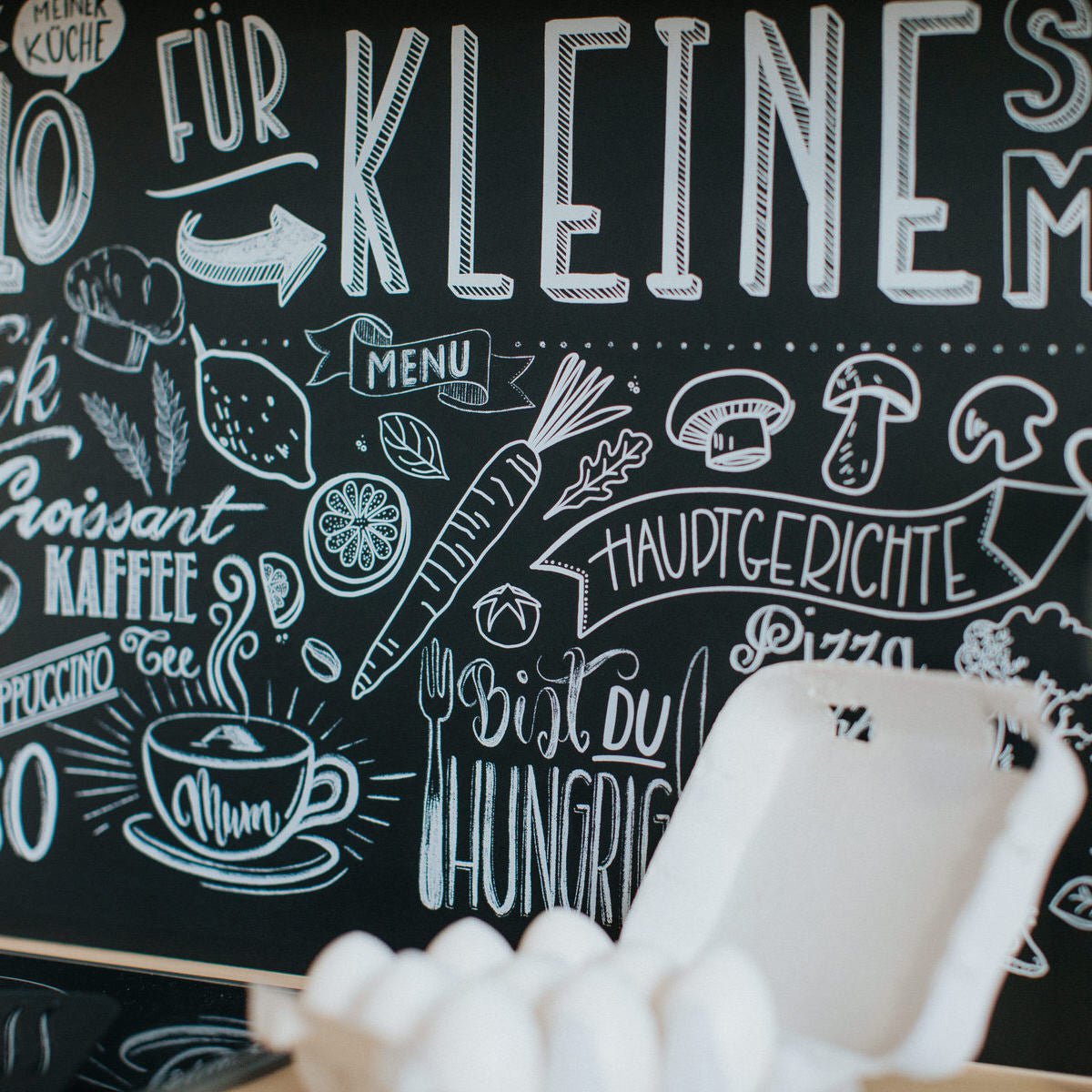 Folia do tablicy i tylny panel do kuchni dziecięcej IKEA