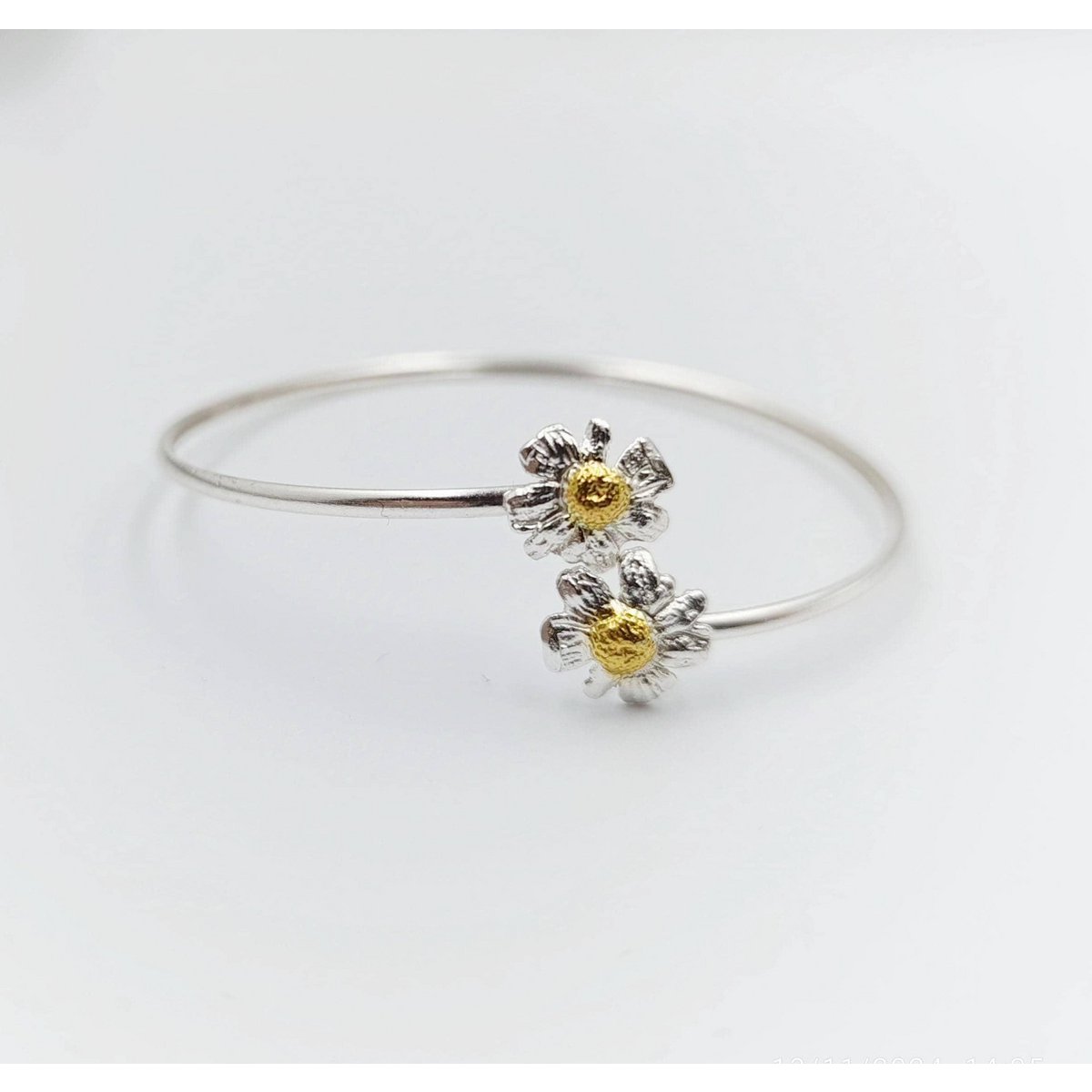 Gold Chamomile Flower Bracelet, Handmade Minimalist Jewelry, Organic Forest Cuff, Boho Gift for Protection, Sterling Silver 925