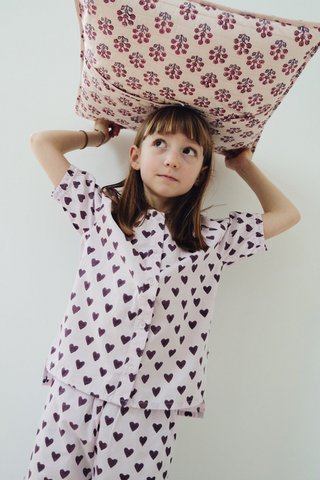 Kinderpyjama van biologisch katoen - Lila heart