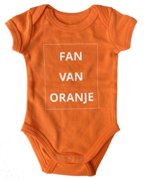 Orange baby romper with "Fan van Oranje" text. Made of soft, comfortable material suitable for infants aged 0-12 months.