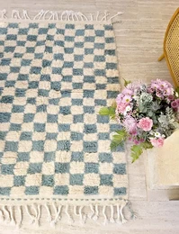 Tappeto a quadretti blu, grigio e bianco Beni Ouarain - Eleganza