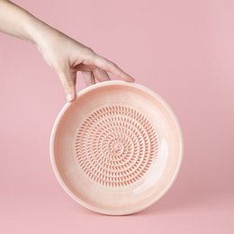 Piatto in ceramica grattugia aglio - Rosa e Giallo - Valentina grande