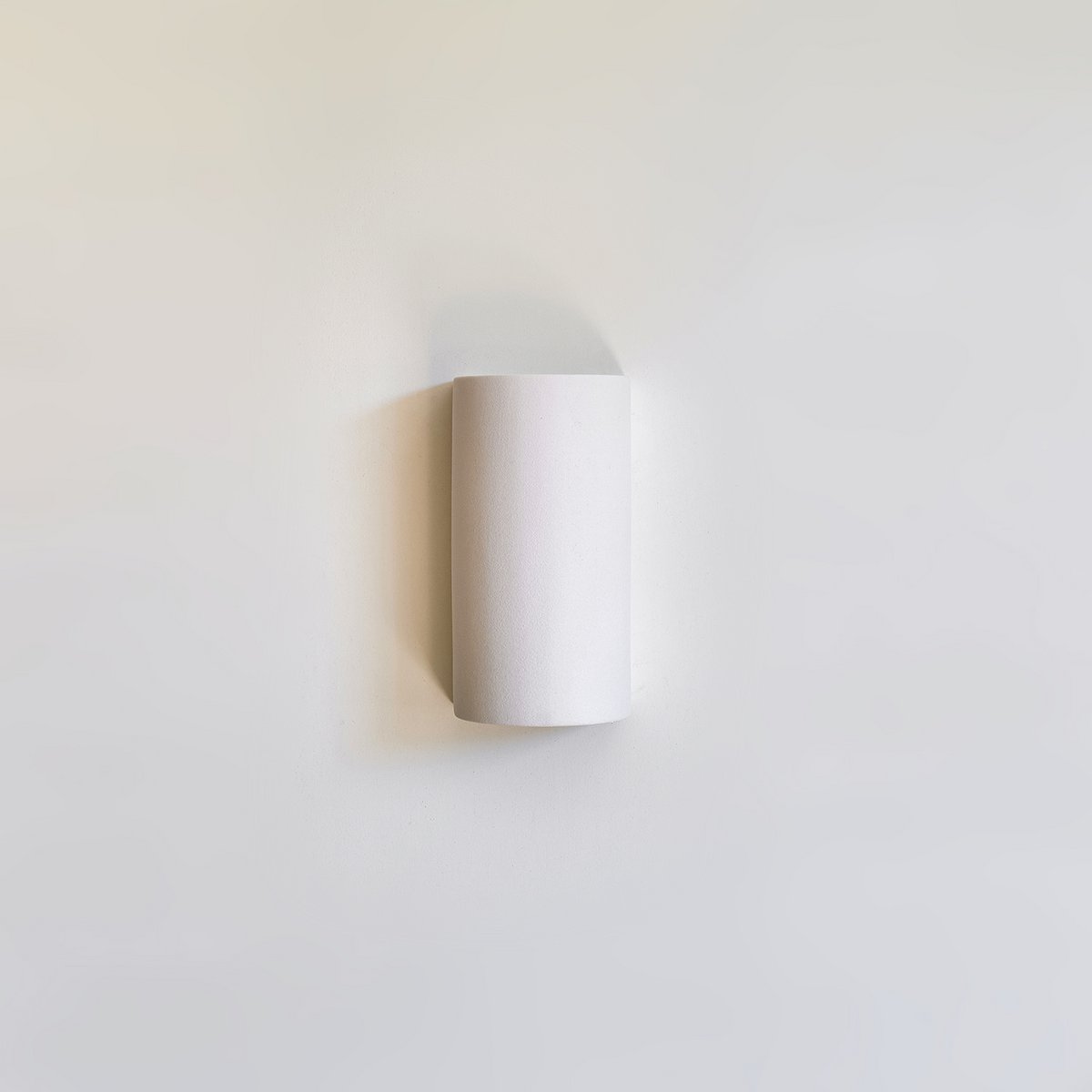 Ceramic wall lamp - Textured white