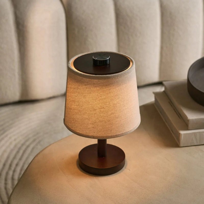 Rover dunkelbraune wiederaufladbare Holzlampe