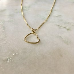 Heart to Get necklace