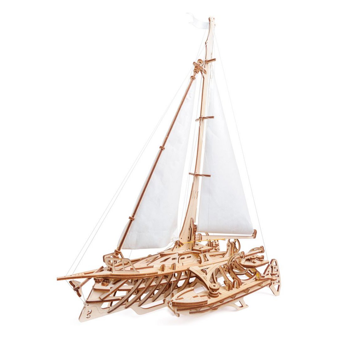 Trimaran Merihobus