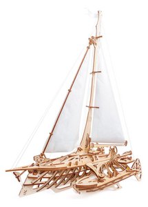 Trimaran Merihobus
