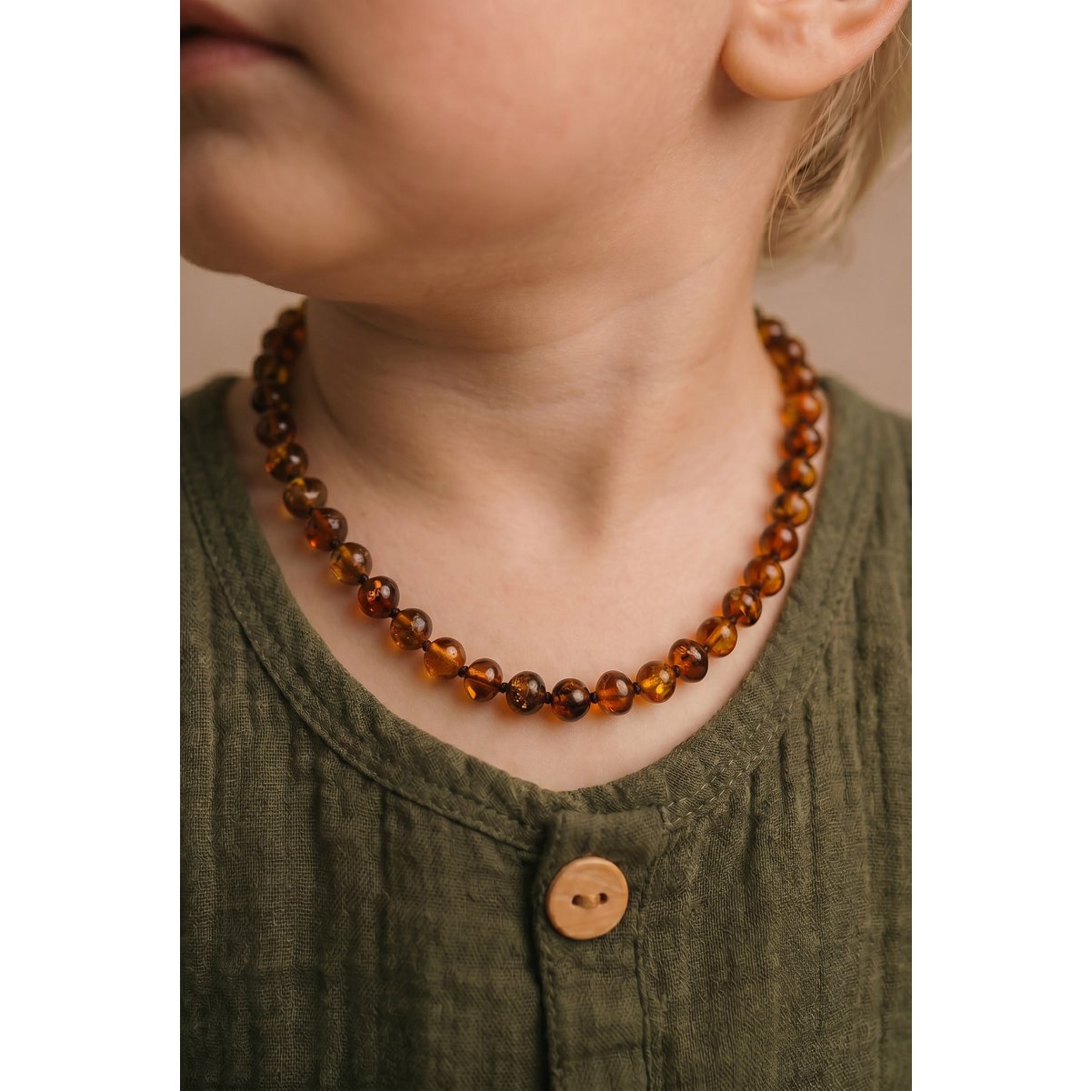 Baby/Kind – Bernsteinkette – runde Perlen – 33 cm – Cognac