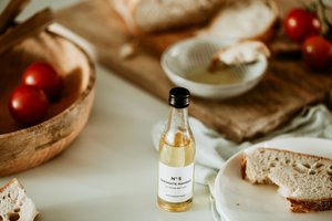 Oil mix N° 5 with smoked mackerel and thyme