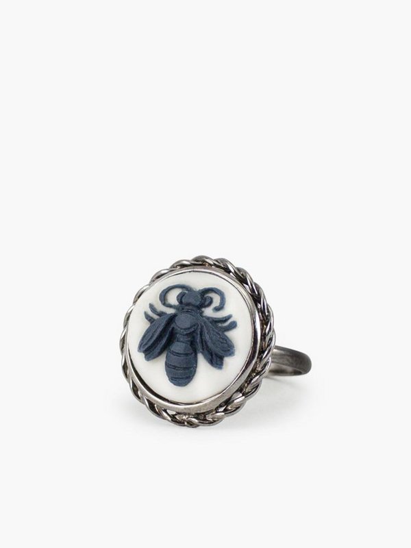 Bee Cameo Ring