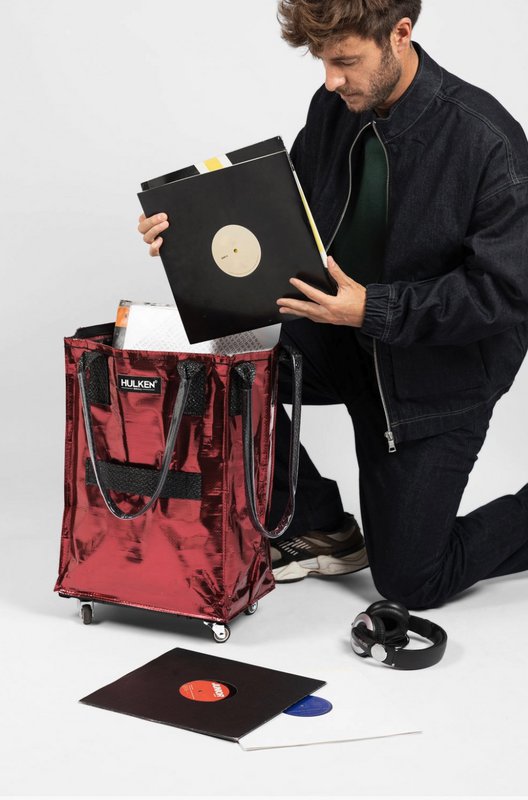 Hulkenbag piccolo rosso cosmico con copertura costruttiva