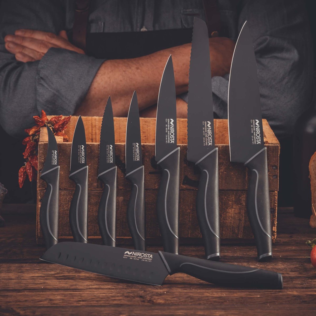 Nirosta Black Edition serrated kitchen knife