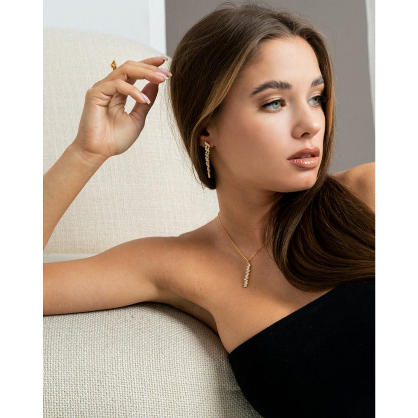 Fifth Avenue Long Drop Earring - Gold