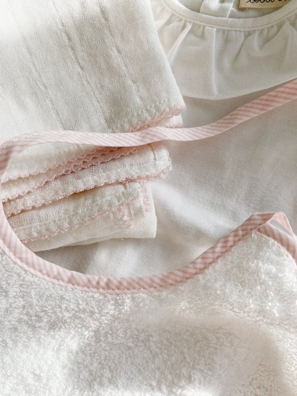 Muslin with crochet piping - Pink Piping