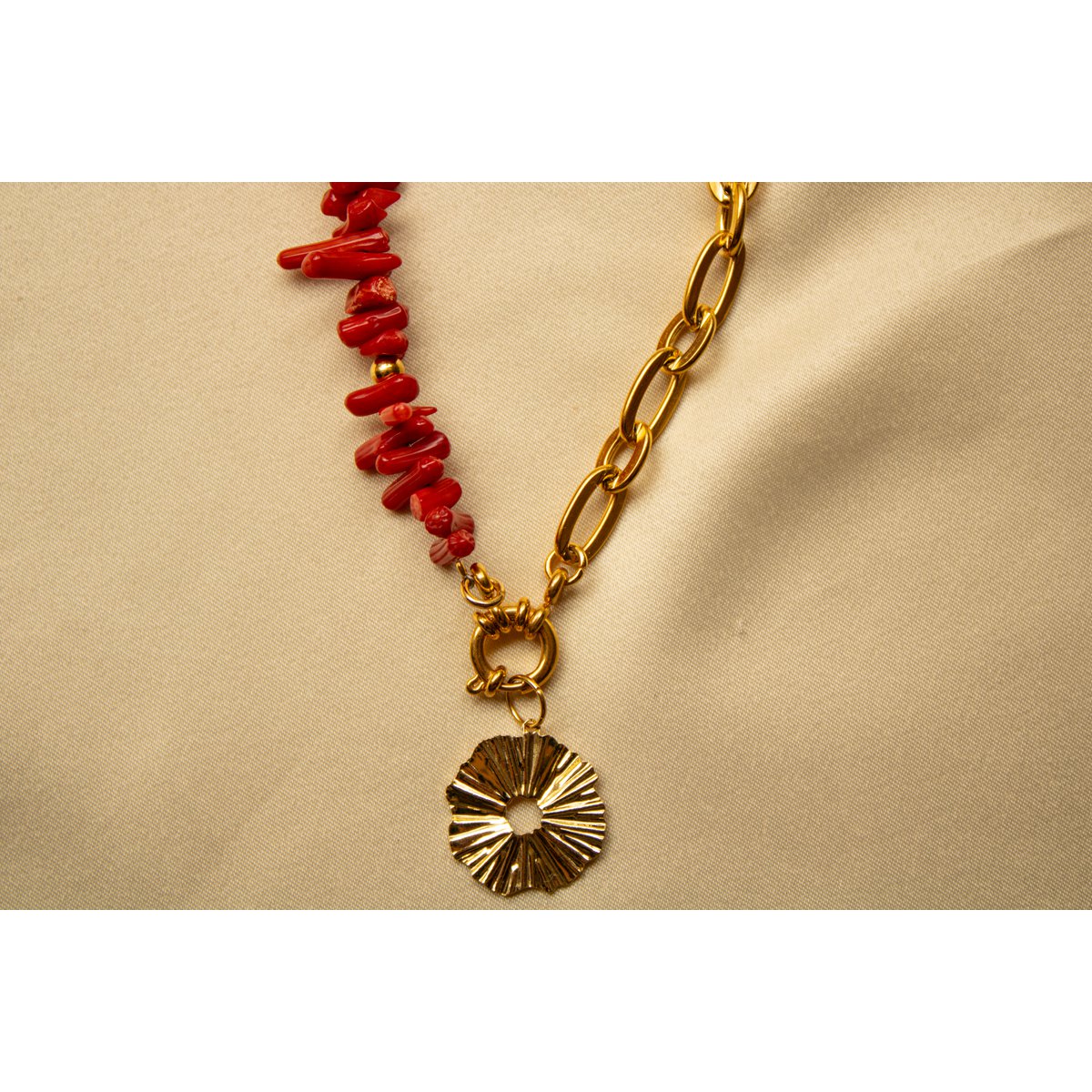 Ava halskæde