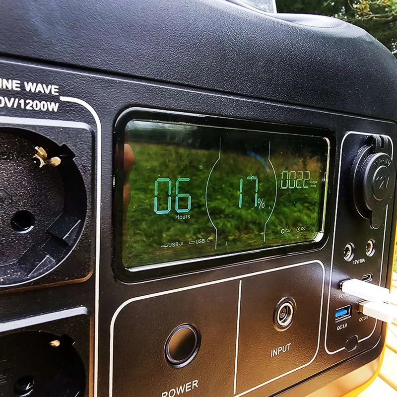 1200WH Nomadic Battery Kit + 2 110W solpaneler