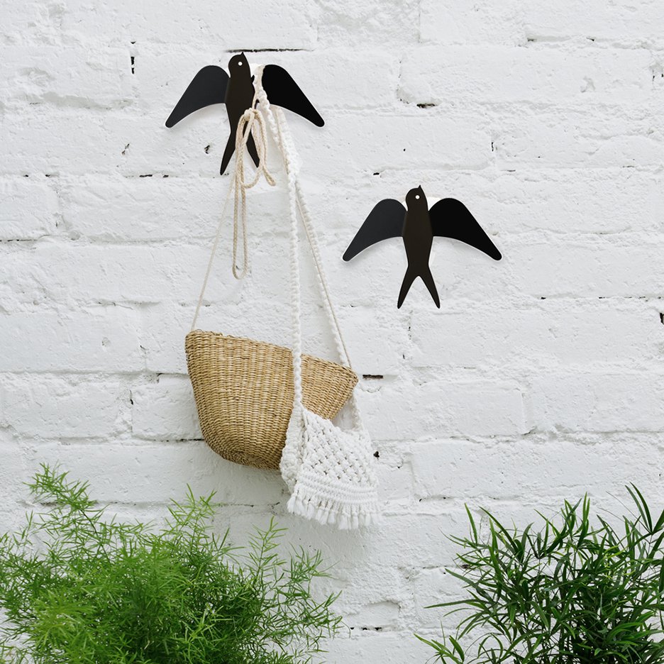 Swallow wall hanger