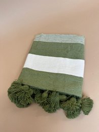 STRIBE PLAID STOR
