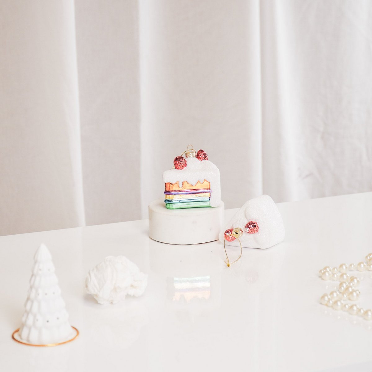 Ornament-Weihnachtshänger – Stück Kuchen – Glas – 7,5 x 6,5 x 7,5 cm