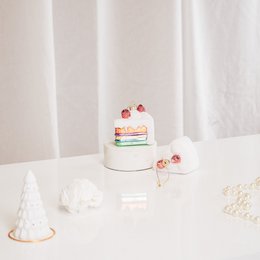 Ornament-Weihnachtshänger – Stück Kuchen – Glas – 7,5 x 6,5 x 7,5 cm