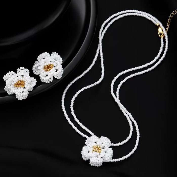 Handmade Daisy Beaded Necklace & Earrings Set