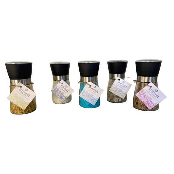Sel de mer non raffiné à l'ail noir - Petit moulin 180g