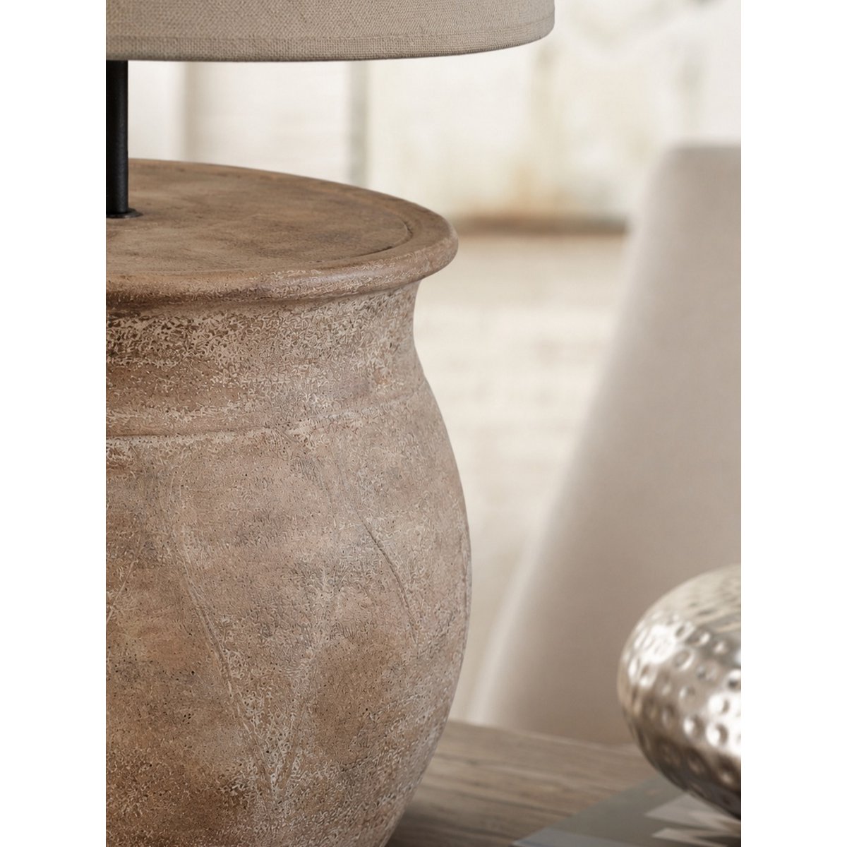 Aurea – Tischlampe aus Keramik