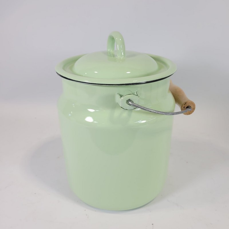 Enamel jug from Ukraine | Vintage | Fair Trade for Peace