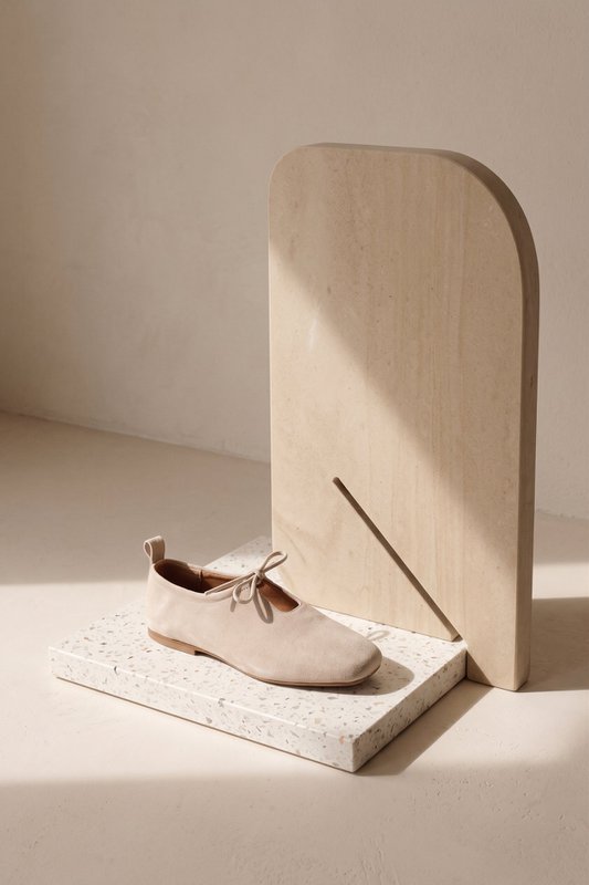 KATY BEIGE – Flache Schuhe aus weichem Leder mit Schnürung vorne
