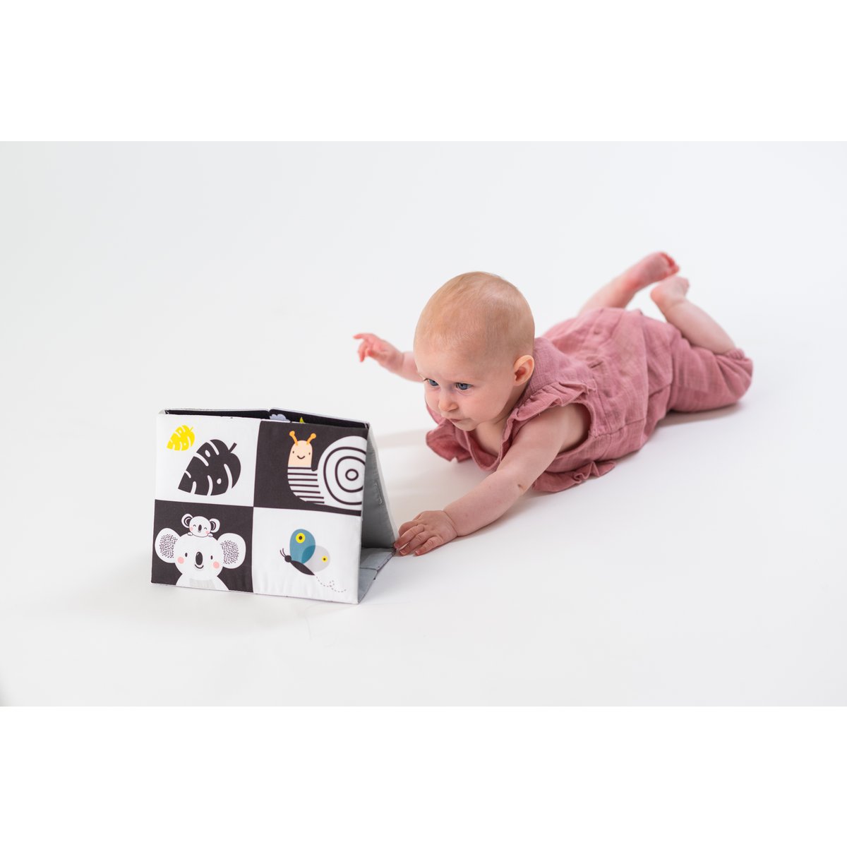 TUMMY-TIME MIRROR BOOK