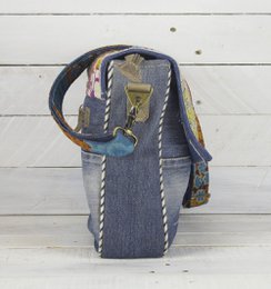 Sac à bandoulière durable Sunsa pour femmes. Sac à bandoulière fabriqué à partir de jeans recyclés et de tissu sari (toile). Sac à main style rétro vintage. Sac bandoulière pour femme.