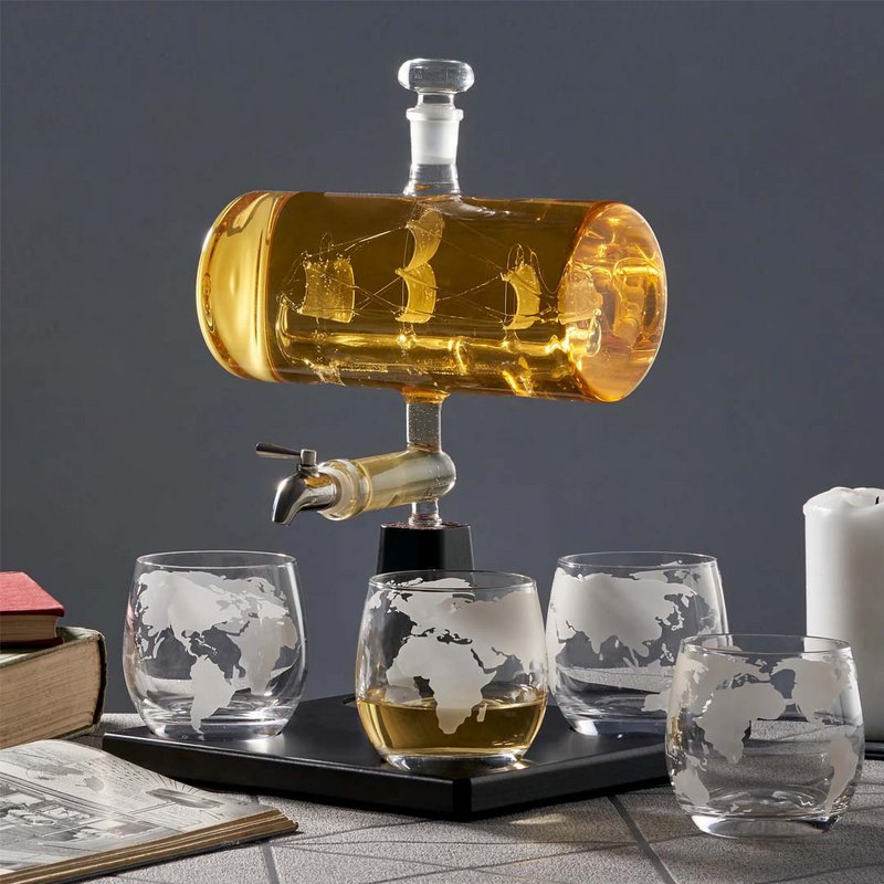 Whisky Decanter Set Schip