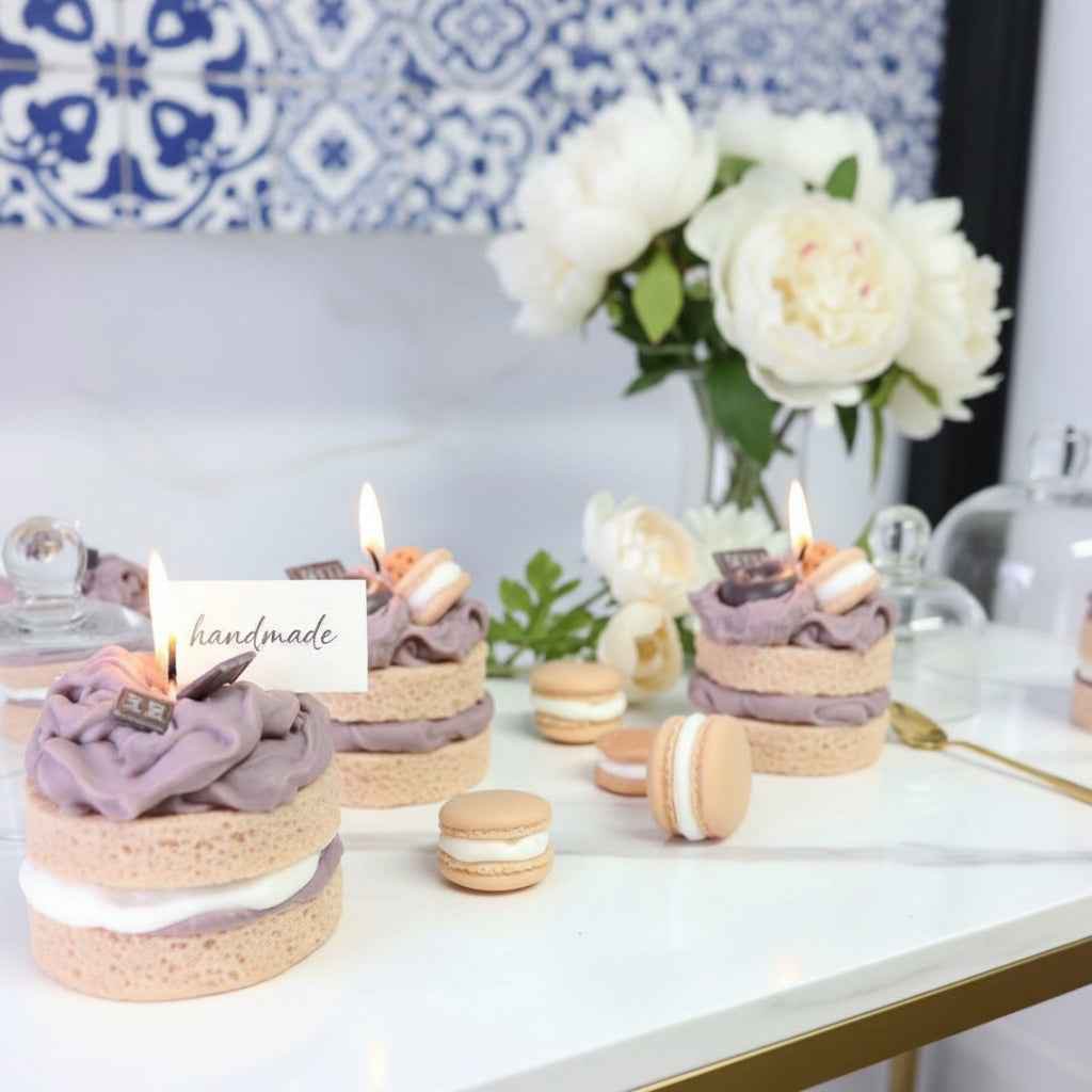LAVURI® Caramel Cake Candle - Cake with whipped cream, chocolate bars and cookie rings as decoration
