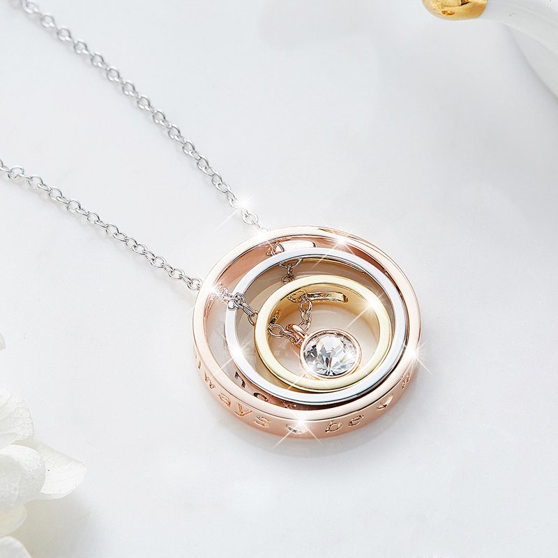 Tricolor necklace