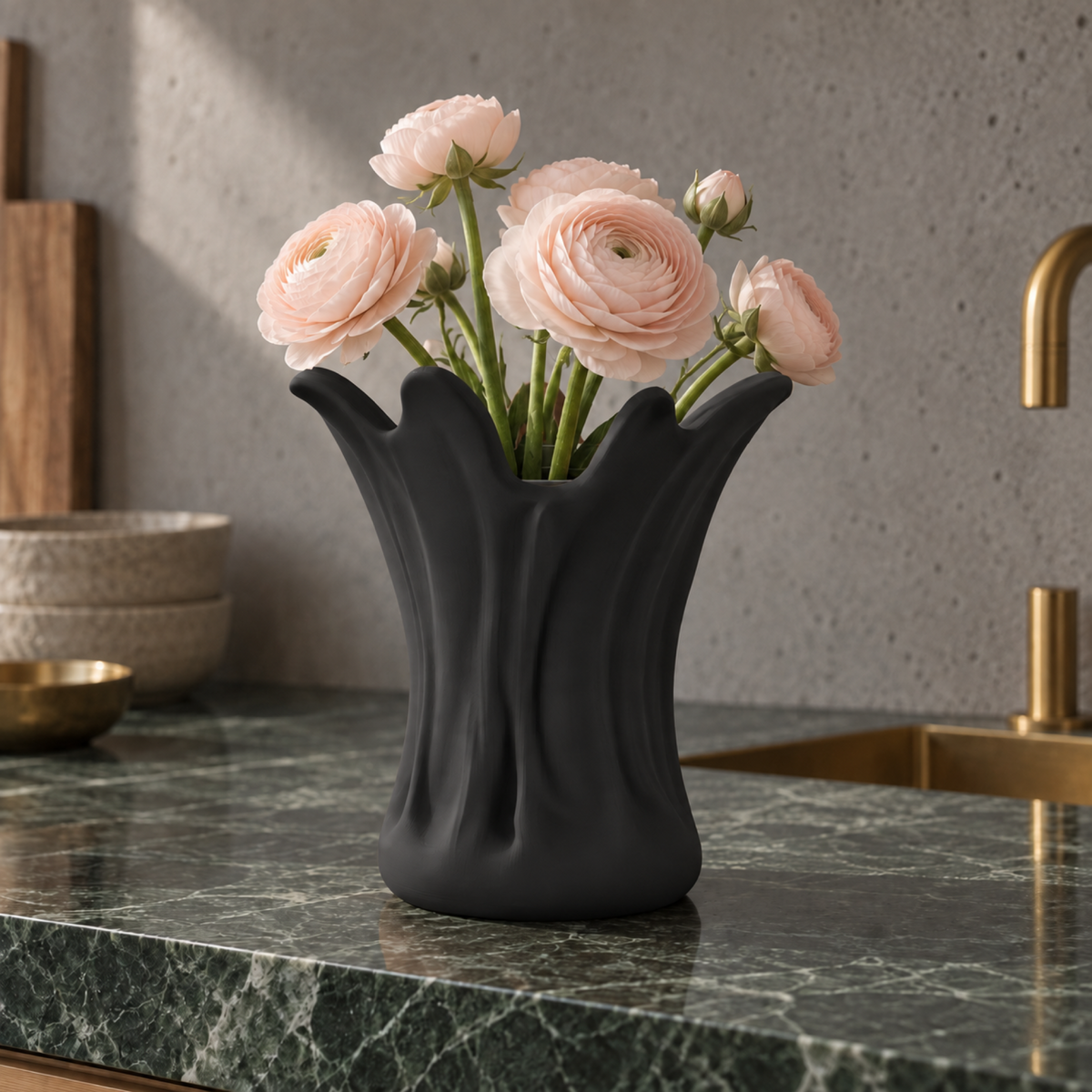 Ondara Sculptural Vase