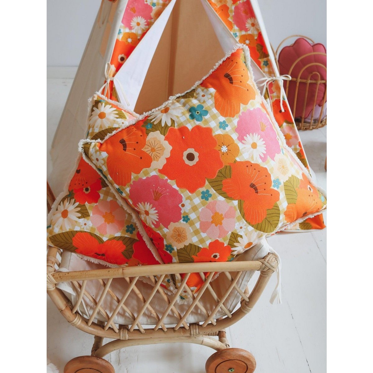 “Picnic with flowers” Pillow
